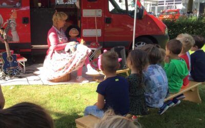 Speel mee met Tante Thee Theater!